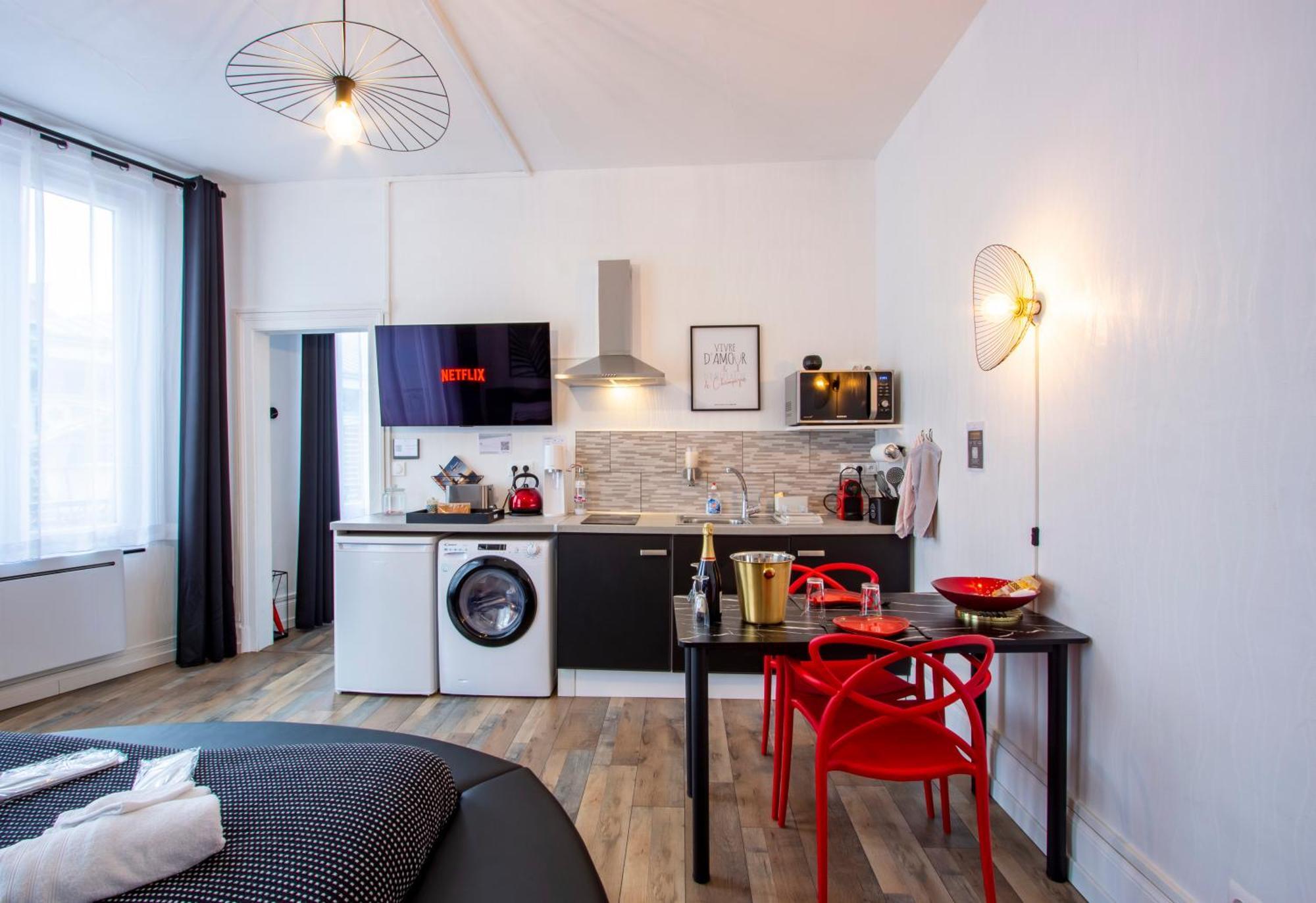 L'Hyper Centre - Netflix & Wifi - Literie Haut De Gamme - Check-In 24H24 - Goodmarning Châlons-en-Champagne Εξωτερικό φωτογραφία